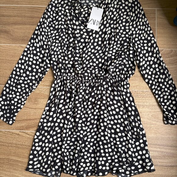 NWT Zara Women's Black Polka Dot Long Sleeve Round Neck Mini Dress Size M - Picture 4 of 8